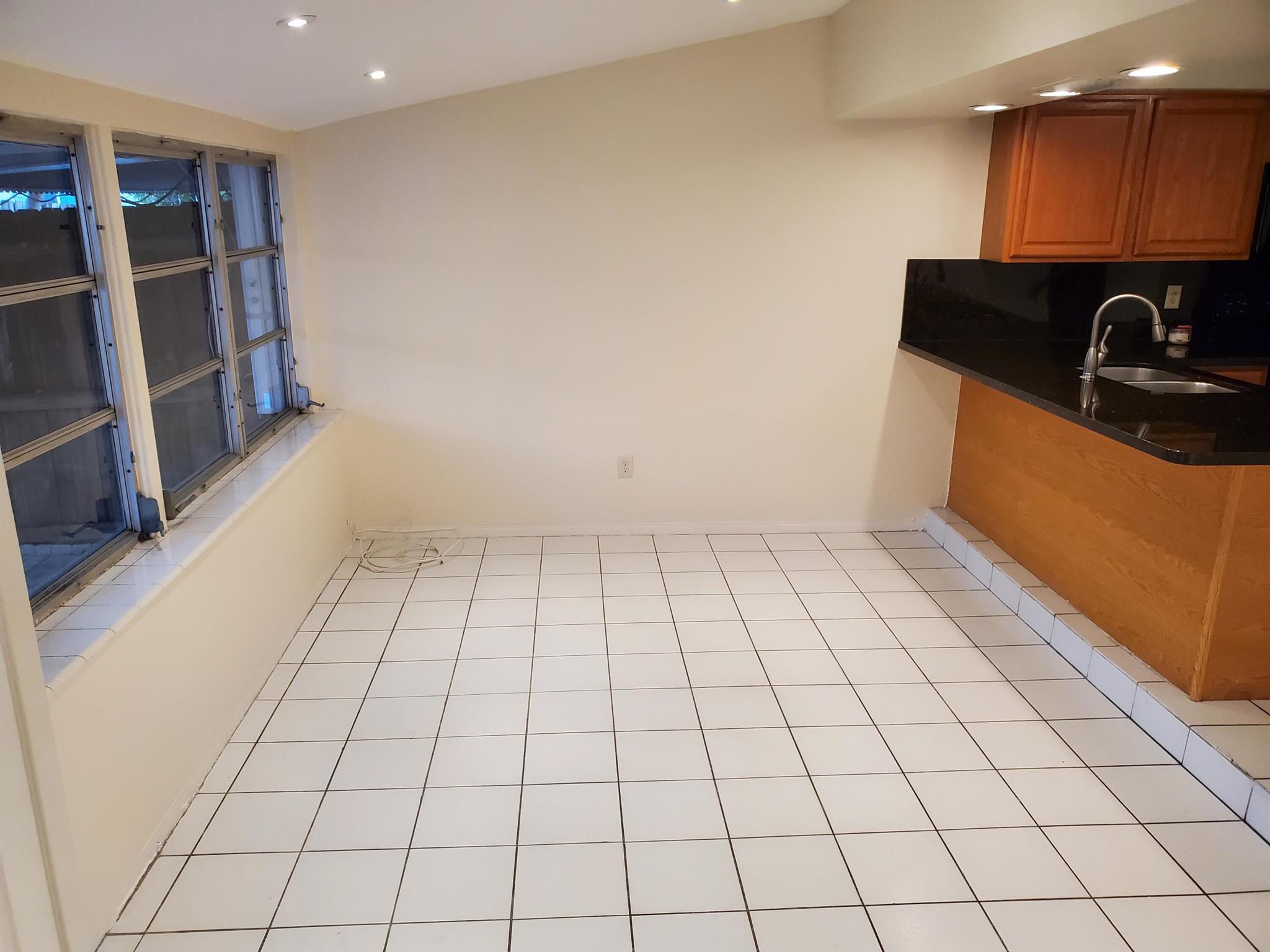 CORAL RIDGE ISLES - Residential Lease