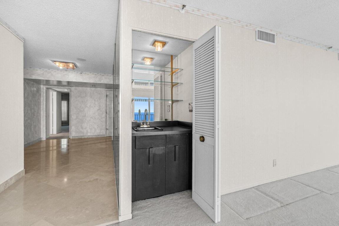 SEA RANCH CLUB OF BOCA - Residential