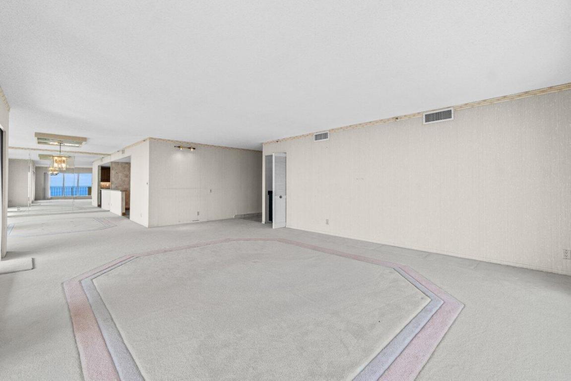 SEA RANCH CLUB OF BOCA - Residential