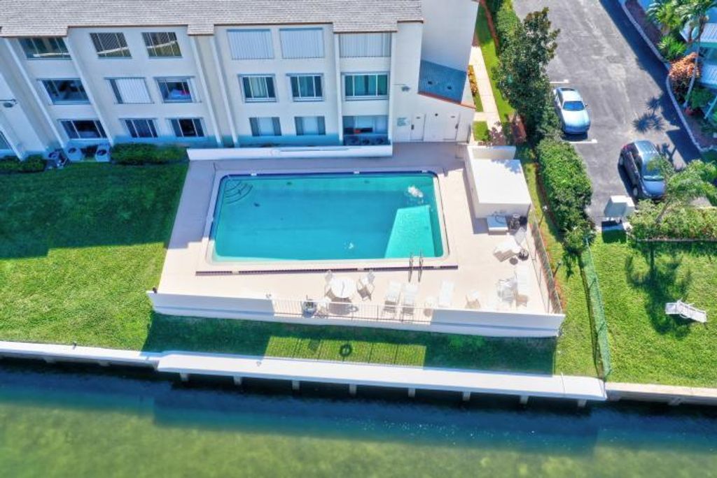 Photo of 125 Shore Court #302a, North Palm Beach, FL 33408 (MLS # R11030746)