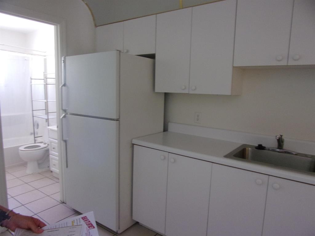 SIERRA CONDO APTS - Residential Lease