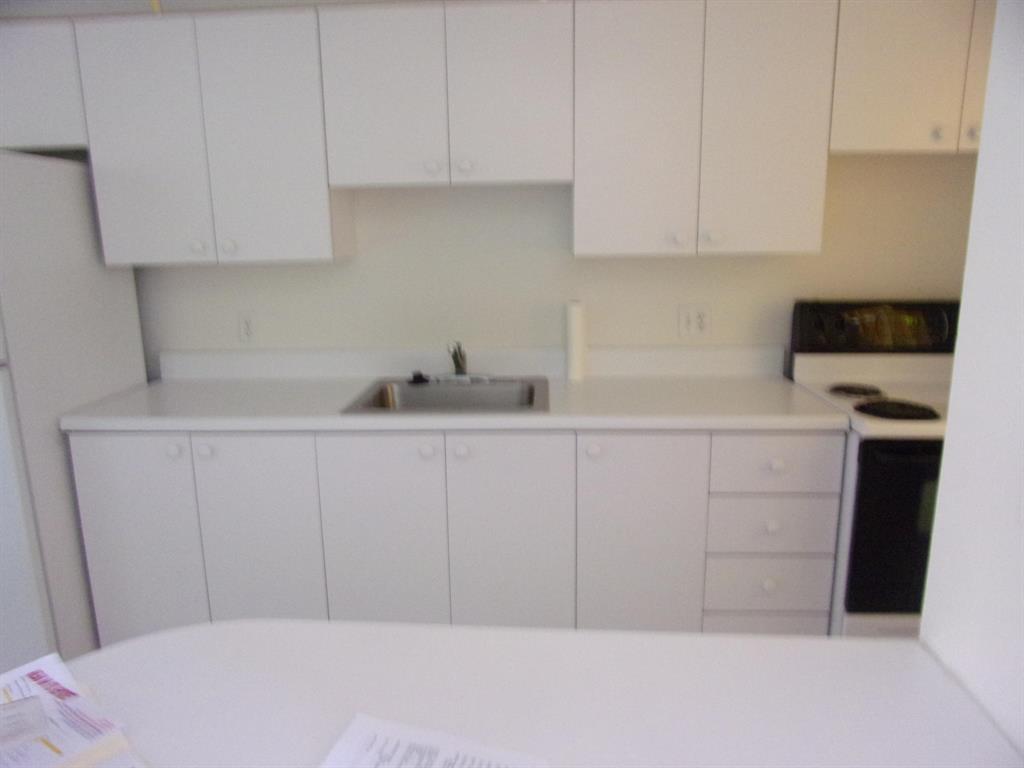 SIERRA CONDO APTS - Residential Lease