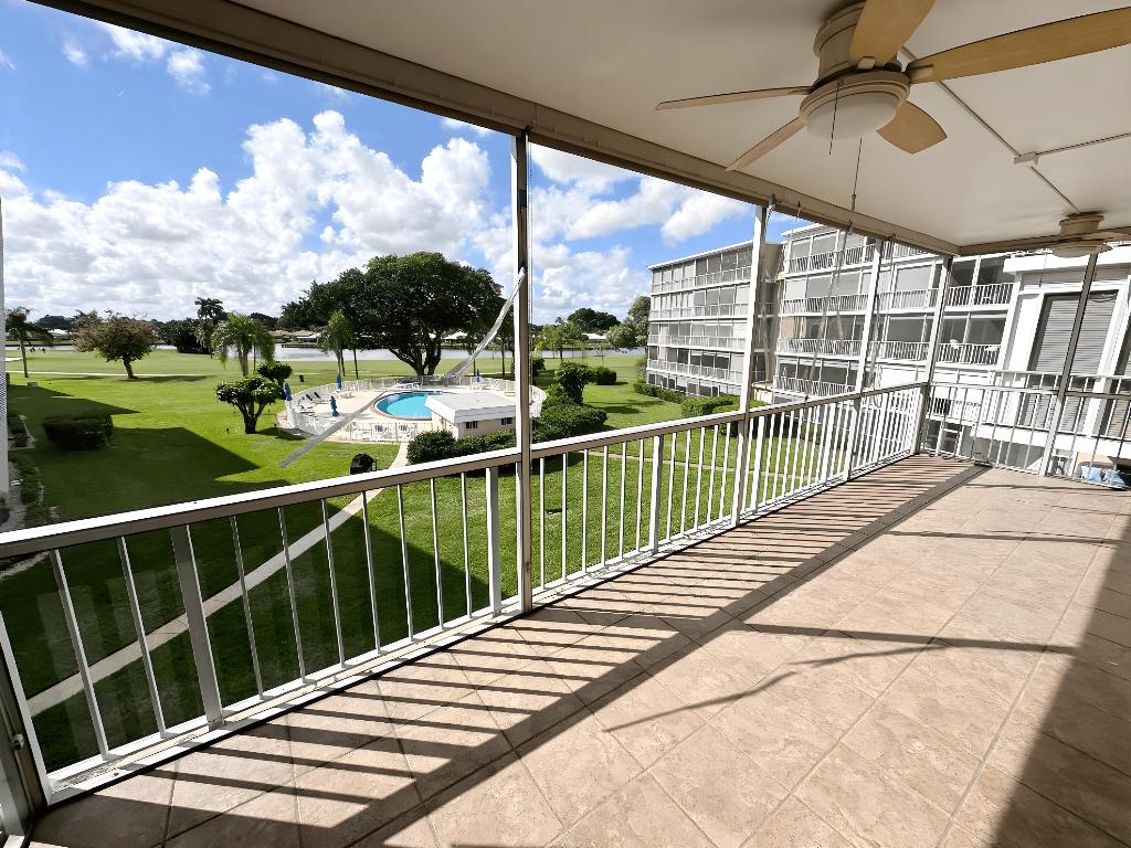 ATLANTIS SHERBROOKE VILLAS CONDO - Residential