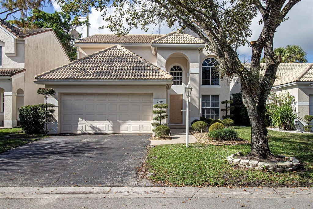 Photo of 7740 Hibiscus Lane #7740, Coral Springs, FL 33065 (MLS # F10477140)