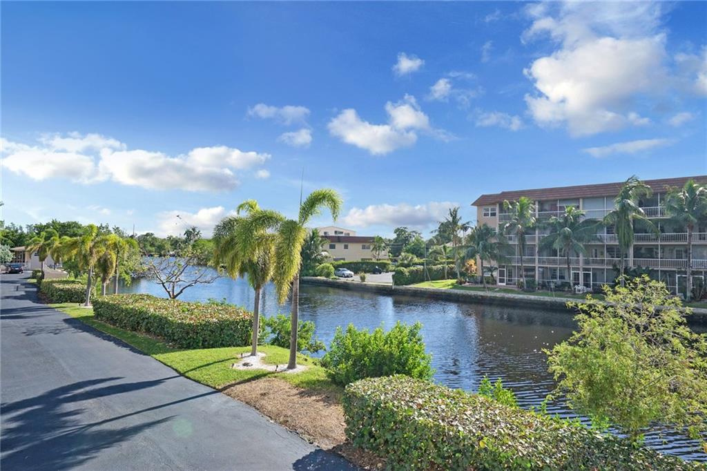 CYPRESS COVE - Residential