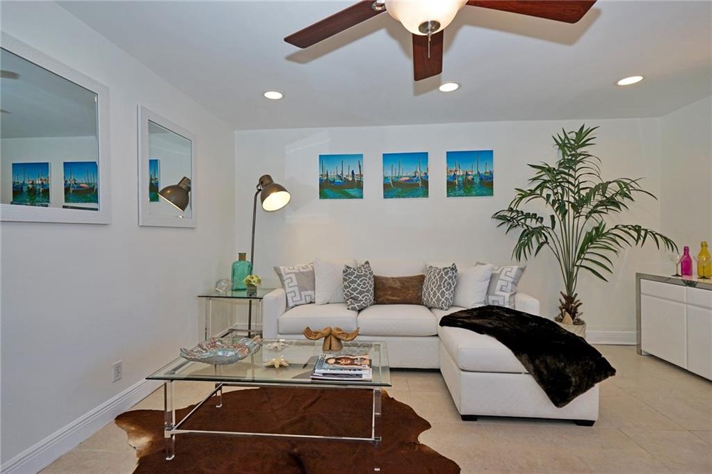 CYPRESS COVE - Residential