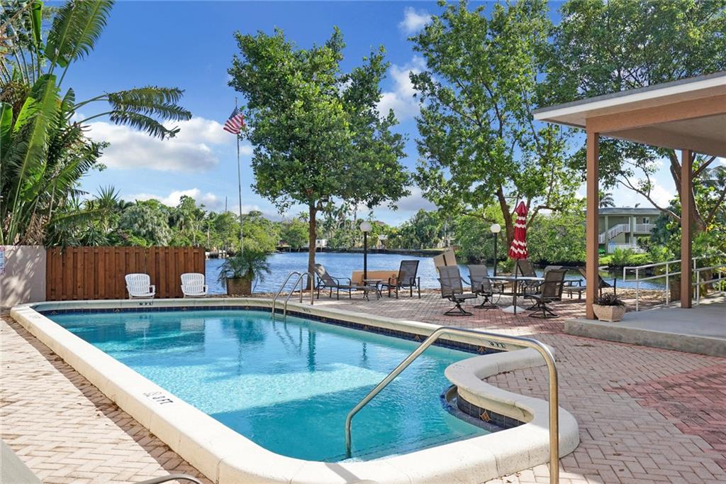 CYPRESS COVE - Residential