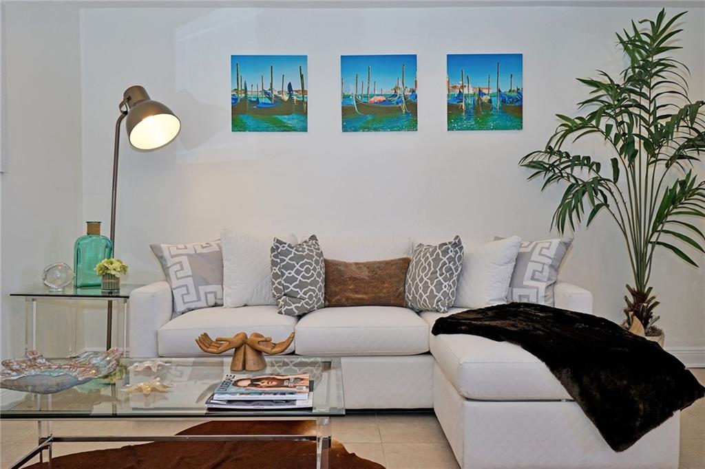 CYPRESS COVE - Residential