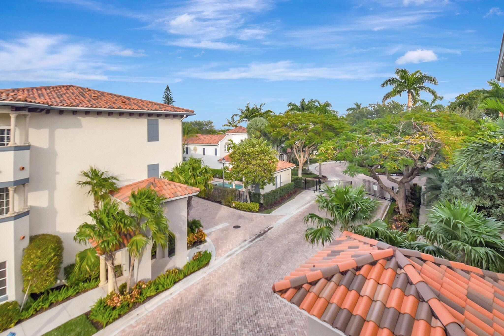 OLD PALM GROVE - Residential Lease