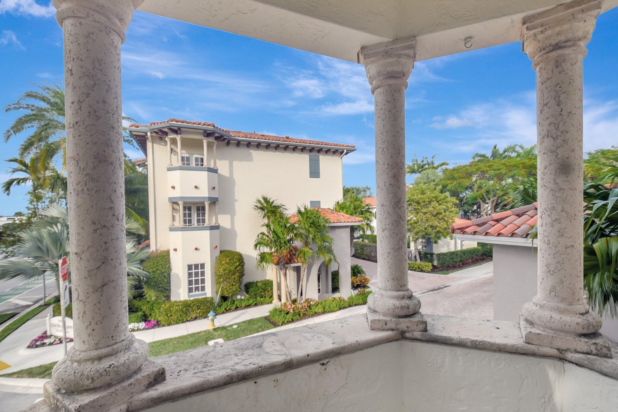 OLD PALM GROVE - Residential Lease