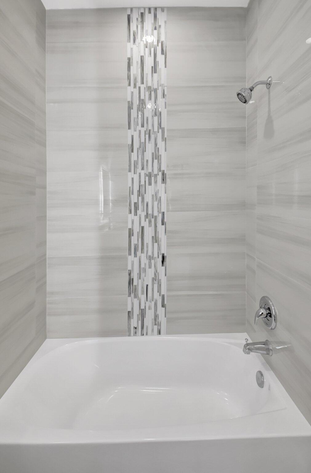 OLD PALM GROVE - Residential Lease