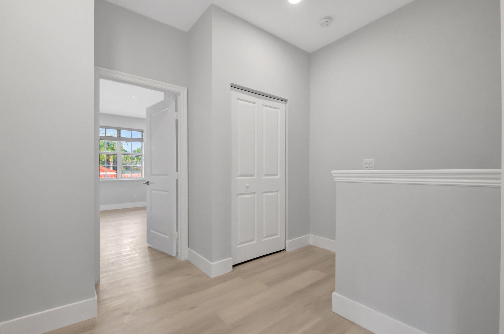 OLD PALM GROVE - Residential Lease