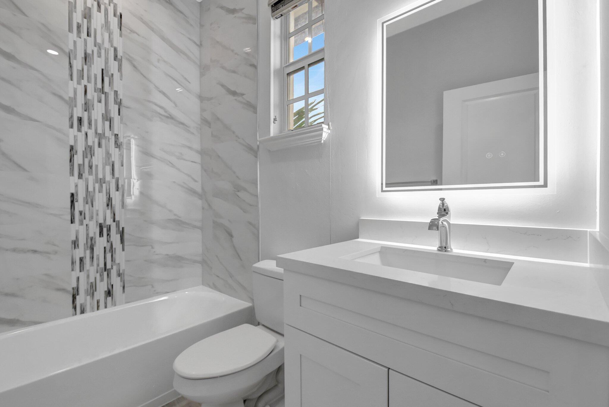 OLD PALM GROVE - Residential Lease