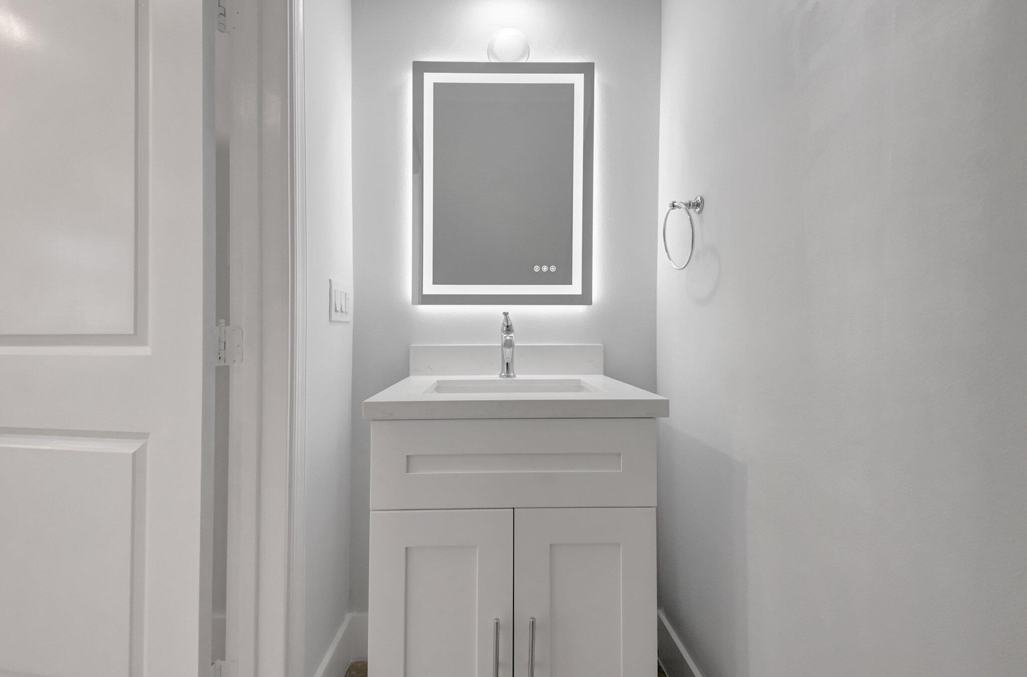 OLD PALM GROVE - Residential Lease