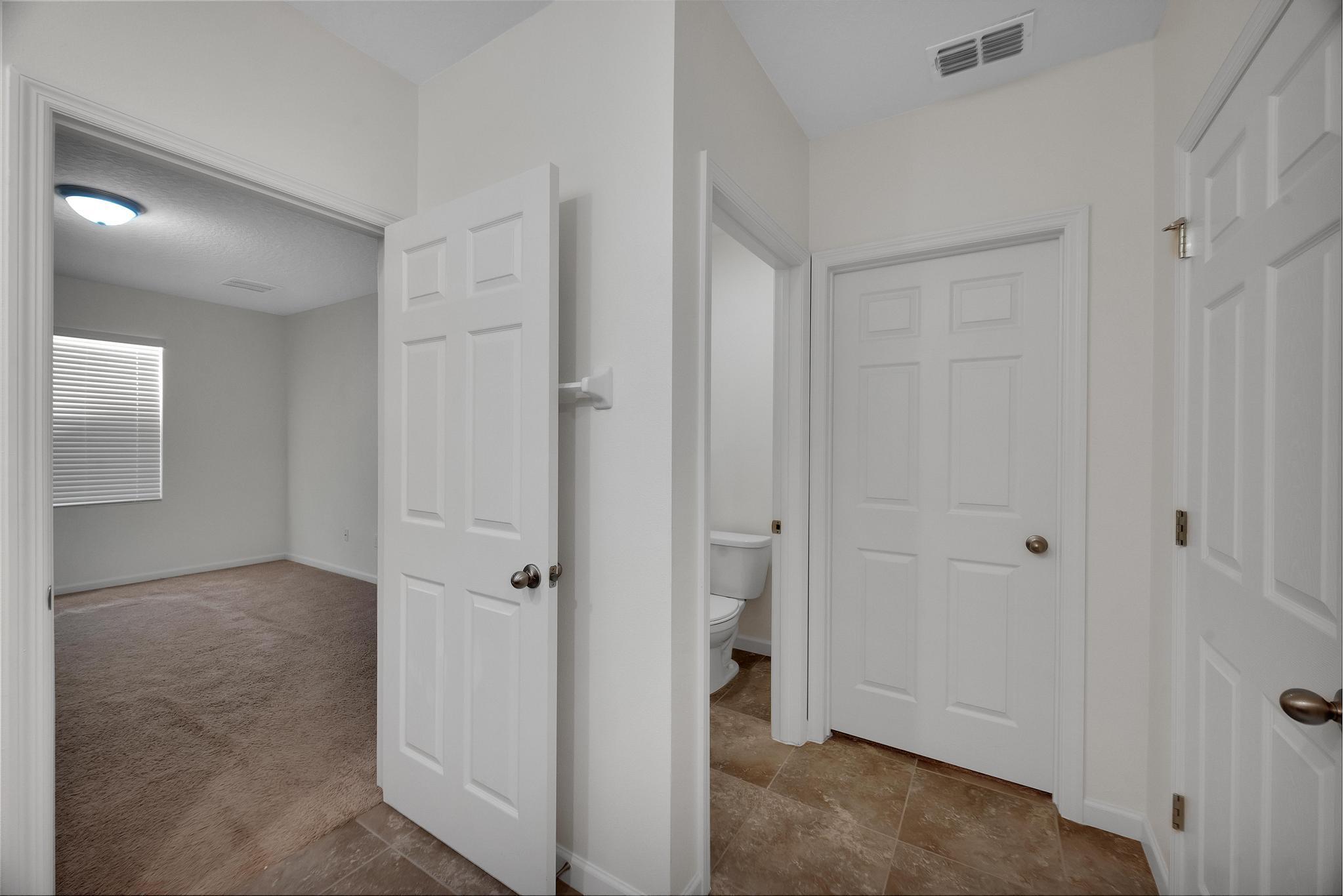 PORT ST LUCIE SECTION 40 - Residential Lease