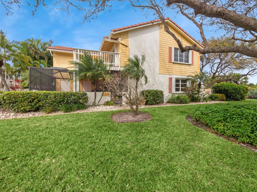 Photo of 136 Seabreeze Circle, Jupiter, FL 33477 (MLS # R10965022)