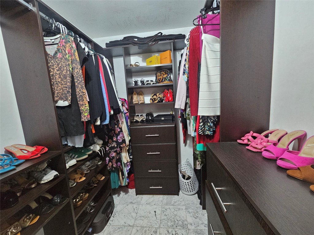 Sky Lake Villas - Residential