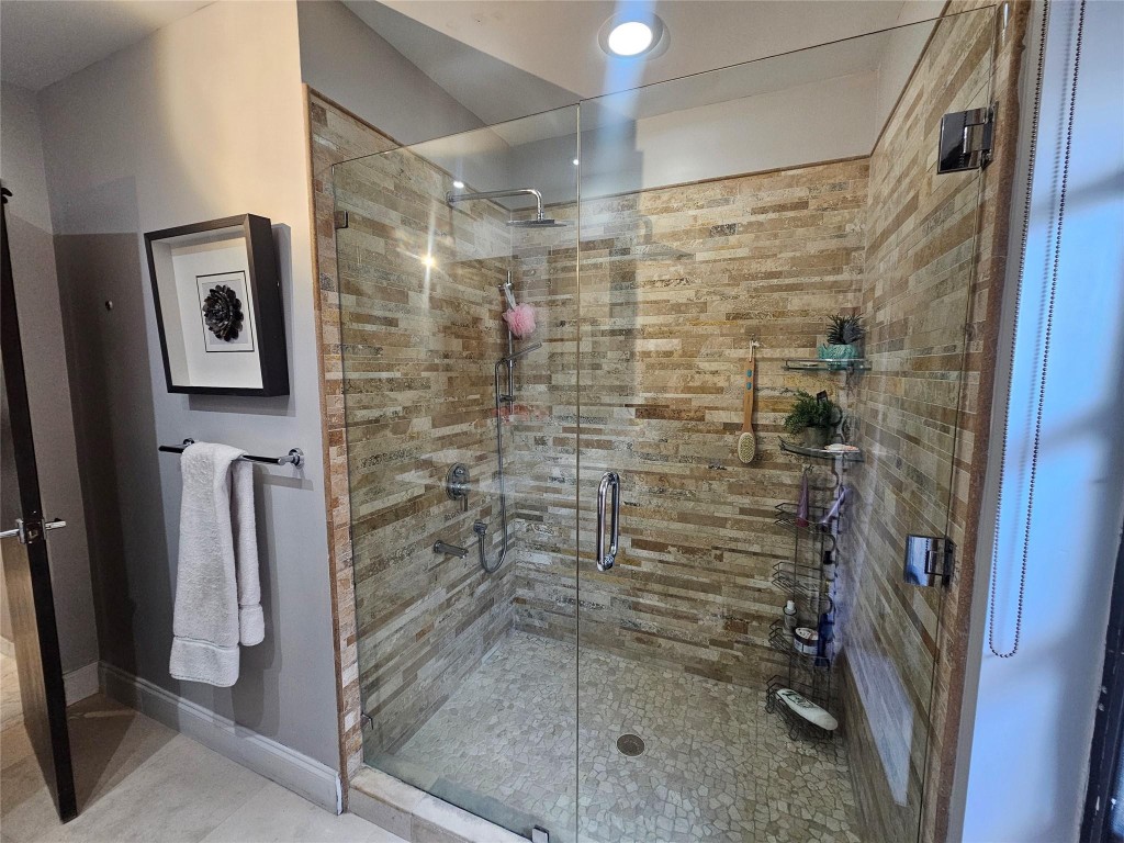 Sky Lake Villas - Residential