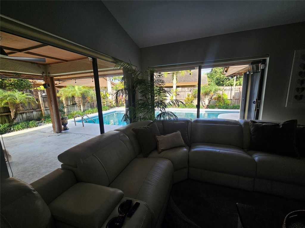 Sky Lake Villas - Residential