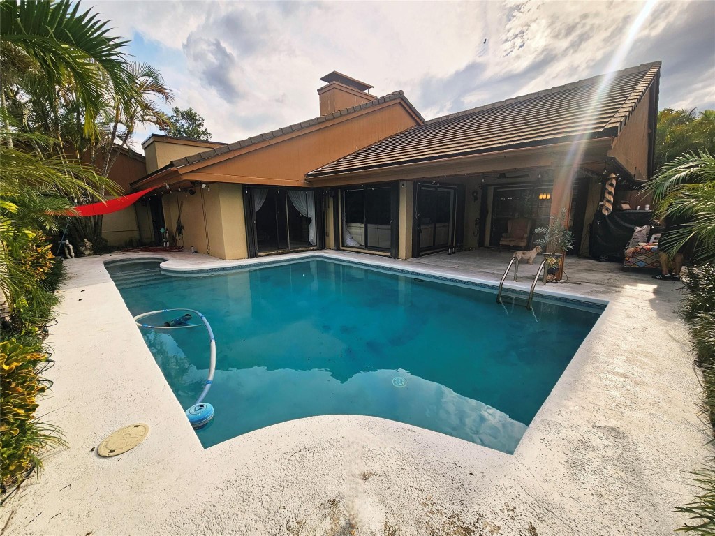 Sky Lake Villas - Residential