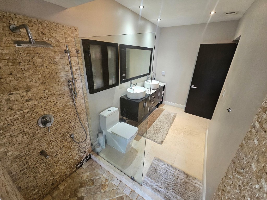 Sky Lake Villas - Residential