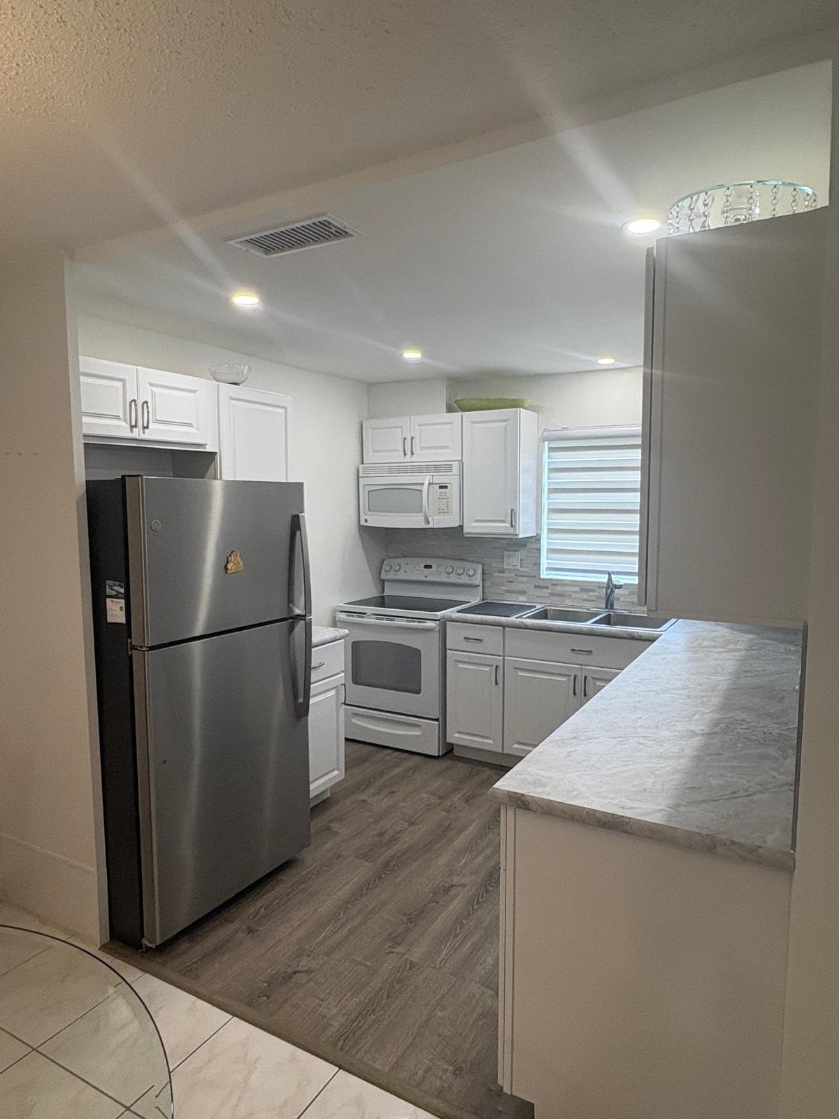 2522 Emory Drive E A