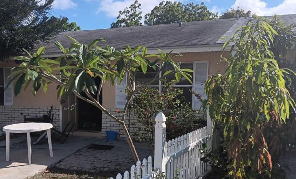 Photo of 4799 Saratoga Road, West Palm Beach, FL 33415 (MLS # R10979589)