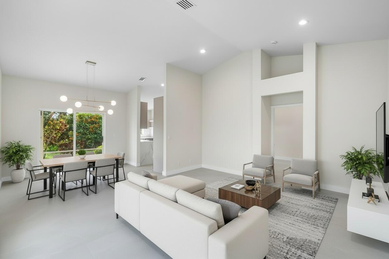 FLORAL LAKES - Residential