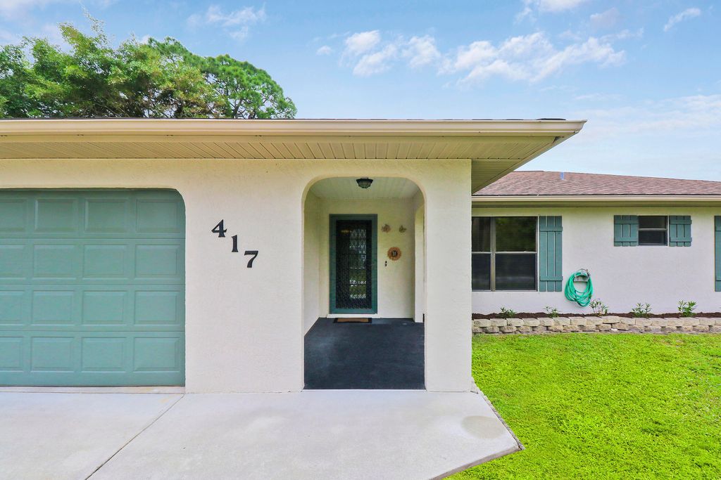 Photo of 417 SE Jupiter Terrace, Port Saint Lucie, FL 34983 (MLS # R10952856)