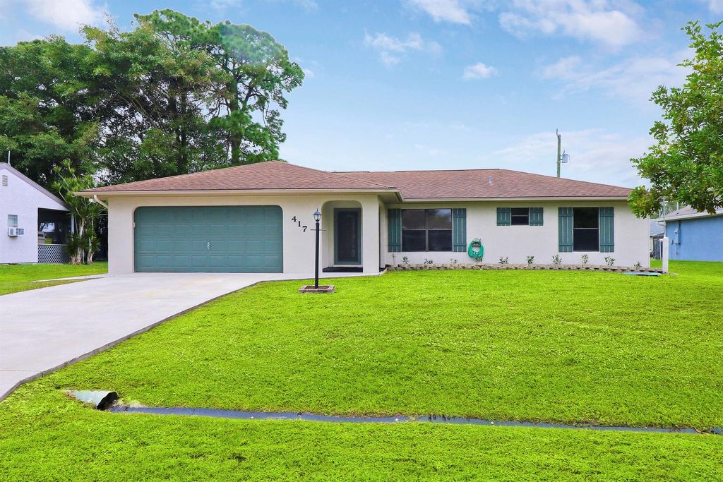 Photo of 417 SE Jupiter Terrace, Port Saint Lucie, FL 34983 (MLS # R10952856)