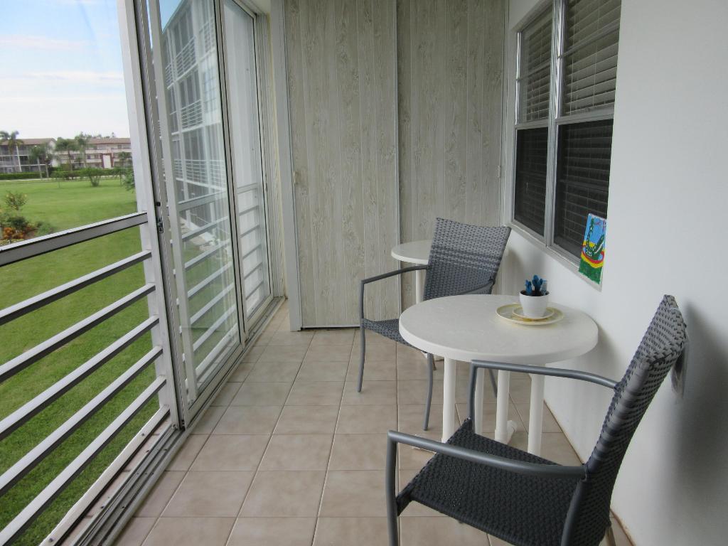 CENTURY VILLAGE - Residential Lease