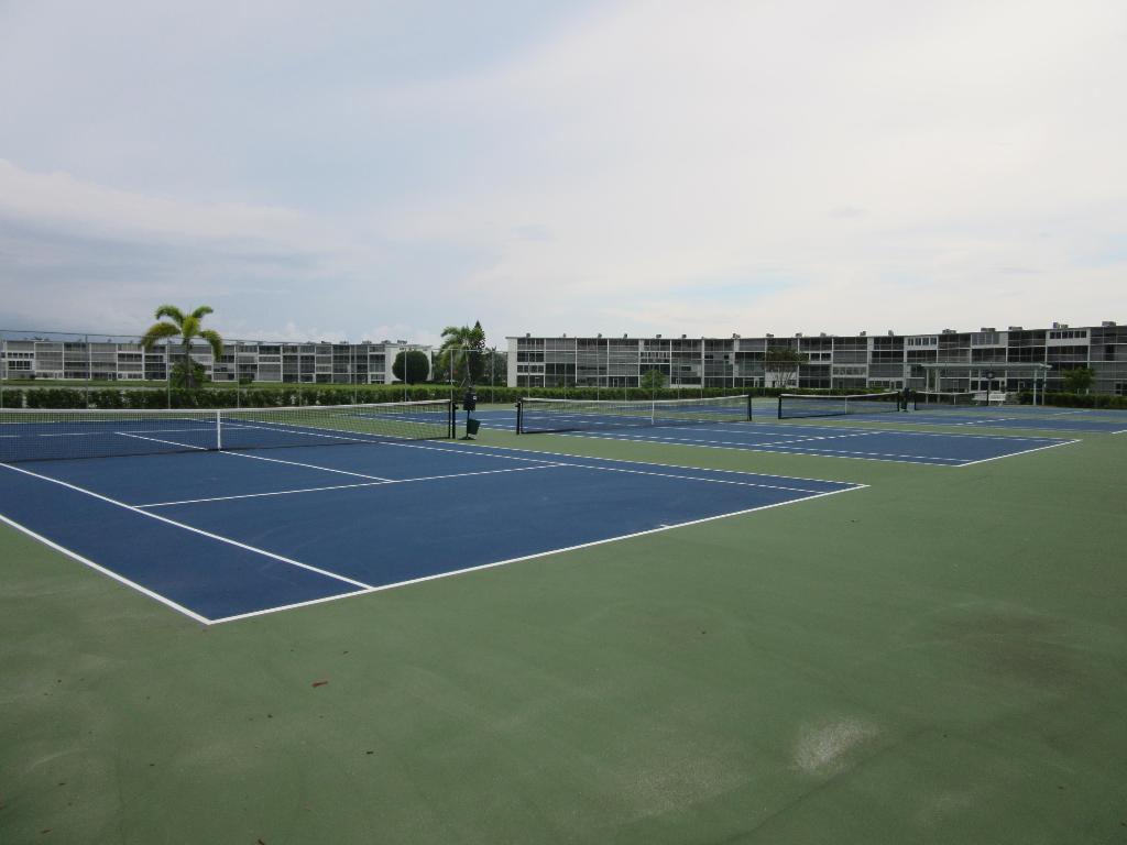 CENTURY VILLAGE - Residential Lease