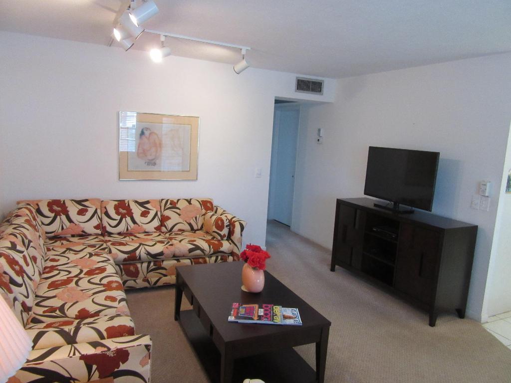 CENTURY VILLAGE - Residential Lease