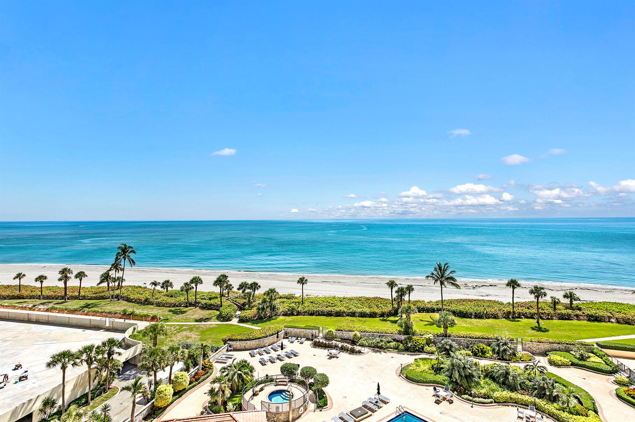 Directly on the beach in Jupiter with a stunning 9th floor, due east ocean view. This 2 bedroom / 2 bath condo is completely renovated top to bottom with all new furnishings (2024). If you have high expectations, you will appreciate the $300k+ interior renovation + the brand new decor selected and styled by a local designer. Offered seasonally @ $11,500 / month with a 4 month minimum lease, or annually at a turn-key rate of $6000 / month. Extensive building renovations are complete! Ocean Trail is directly on the beach and offers heated pools, spa, sauna, fitness room, social activities, tennis, gated entry, and secure under building parking.