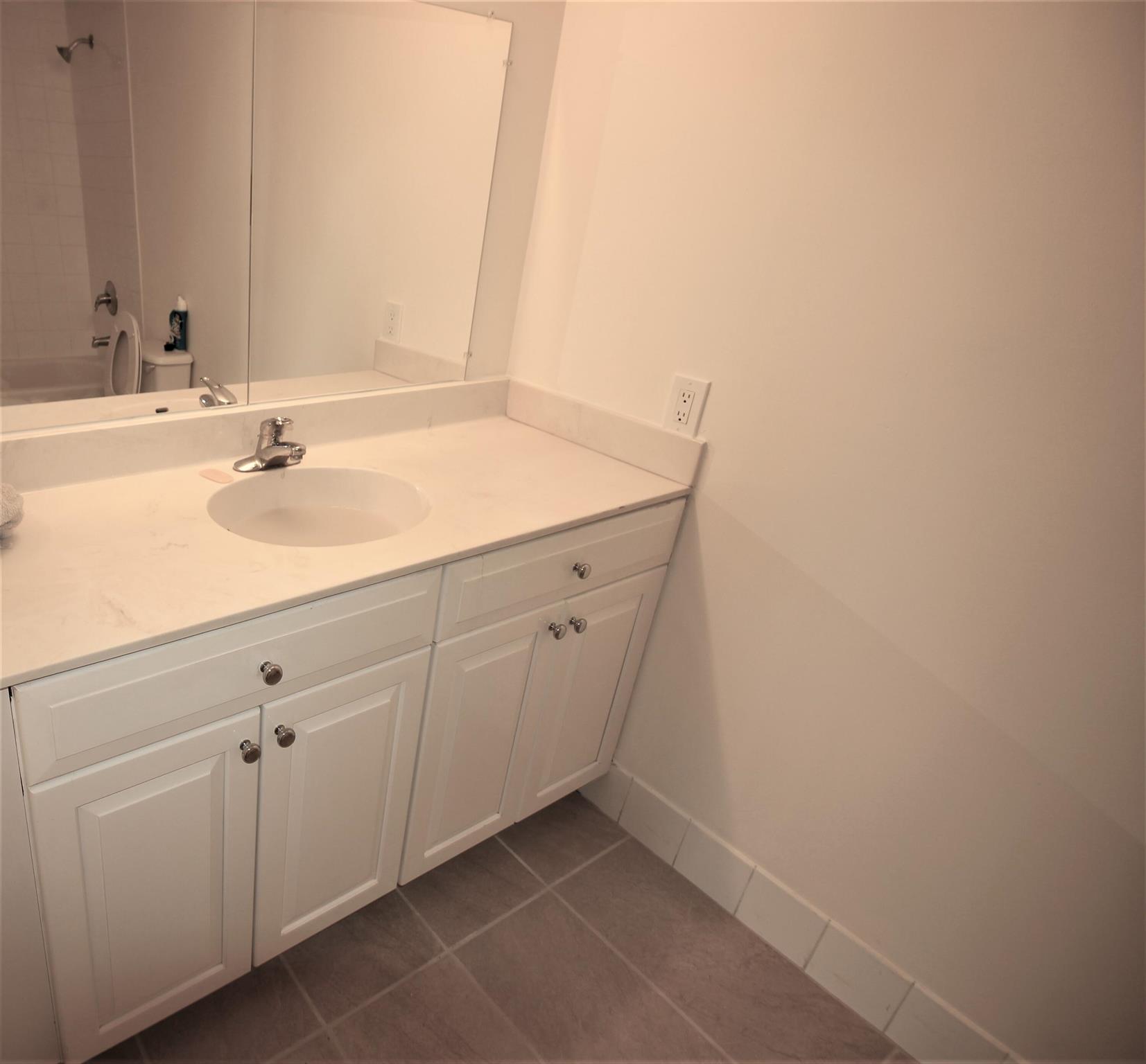 BELVEDERE ISLES CONDO NO 3 - Residential Lease