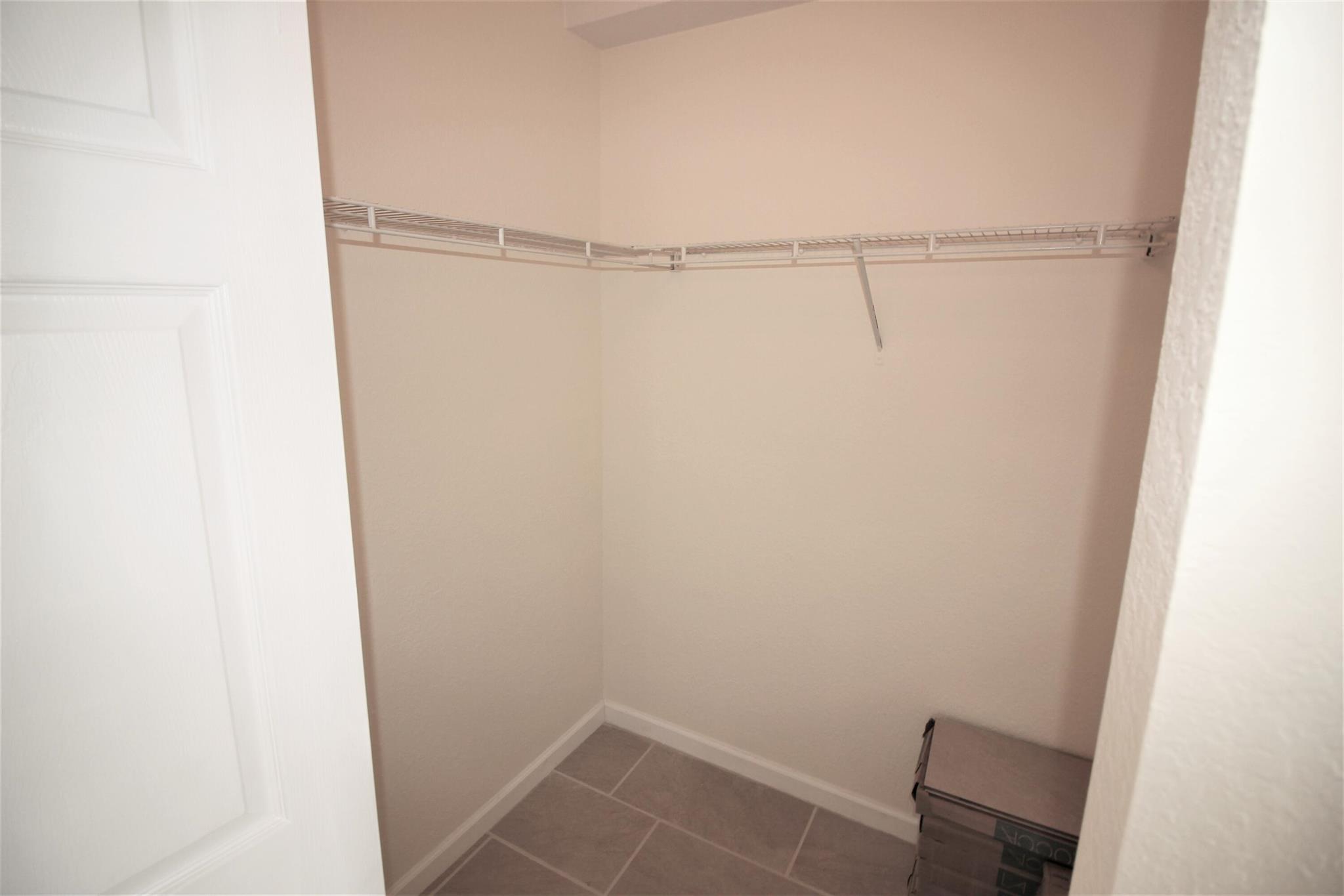 BELVEDERE ISLES CONDO NO 3 - Residential Lease