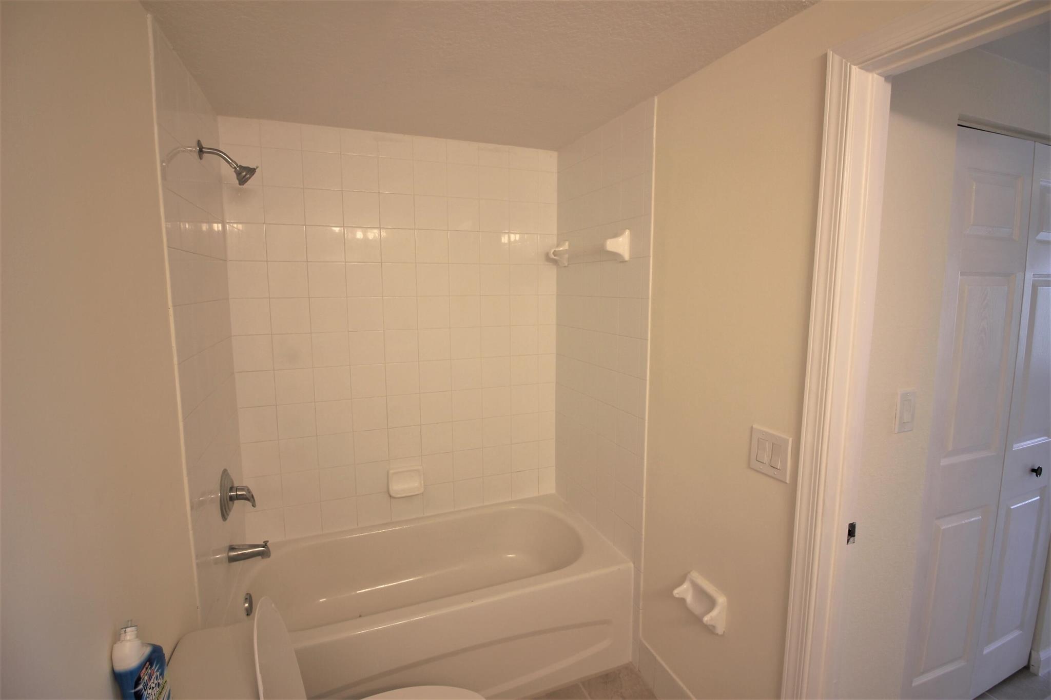 BELVEDERE ISLES CONDO NO 3 - Residential Lease