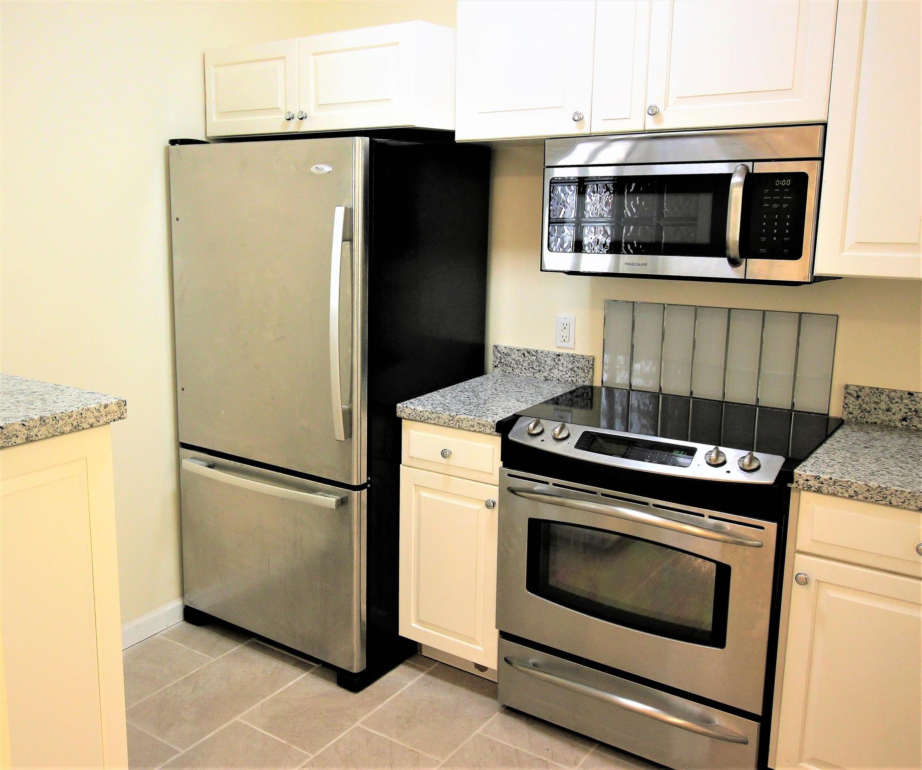 BELVEDERE ISLES CONDO NO 3 - Residential Lease