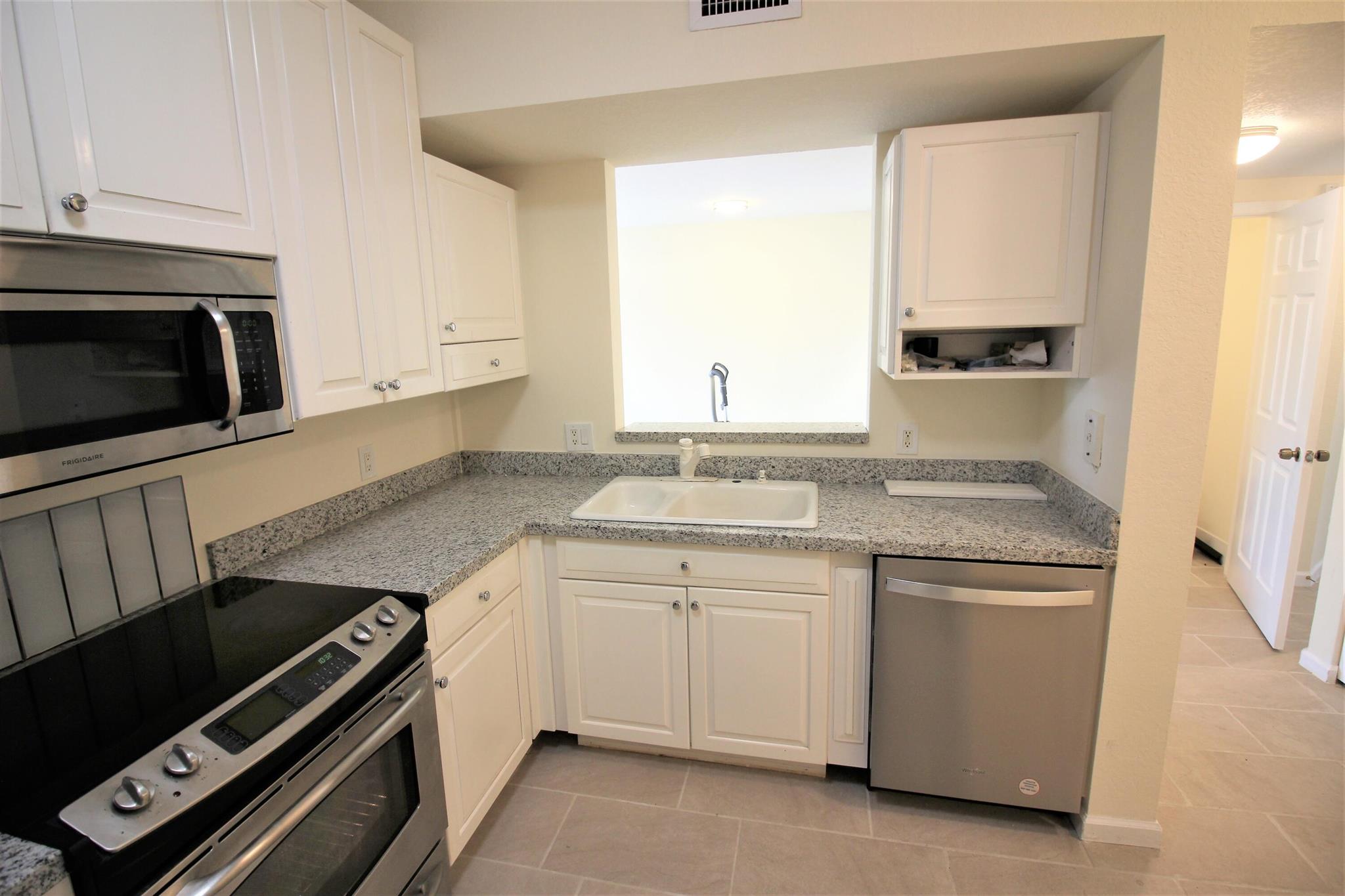 BELVEDERE ISLES CONDO NO 3 - Residential Lease