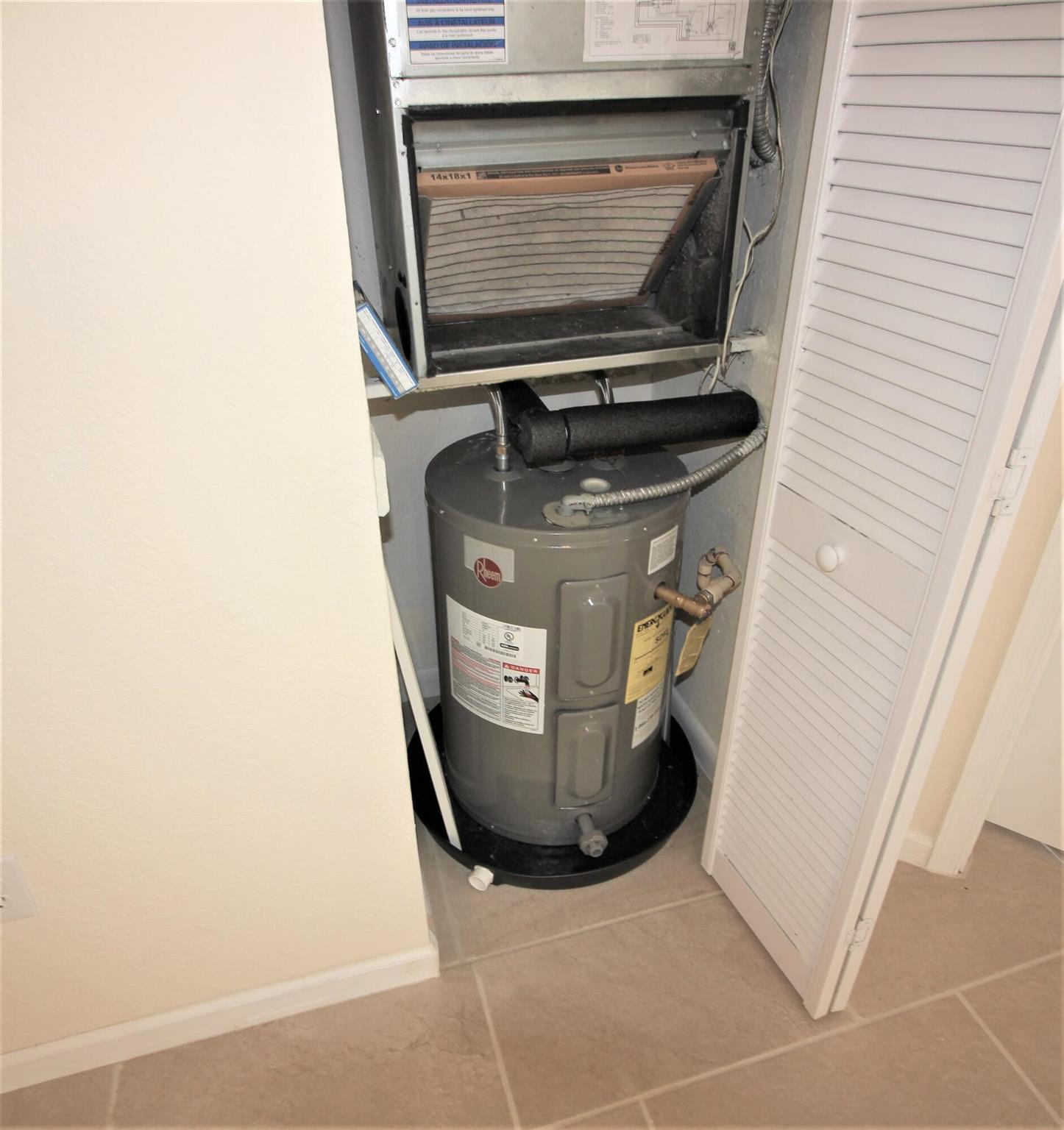 BELVEDERE ISLES CONDO NO 3 - Residential Lease