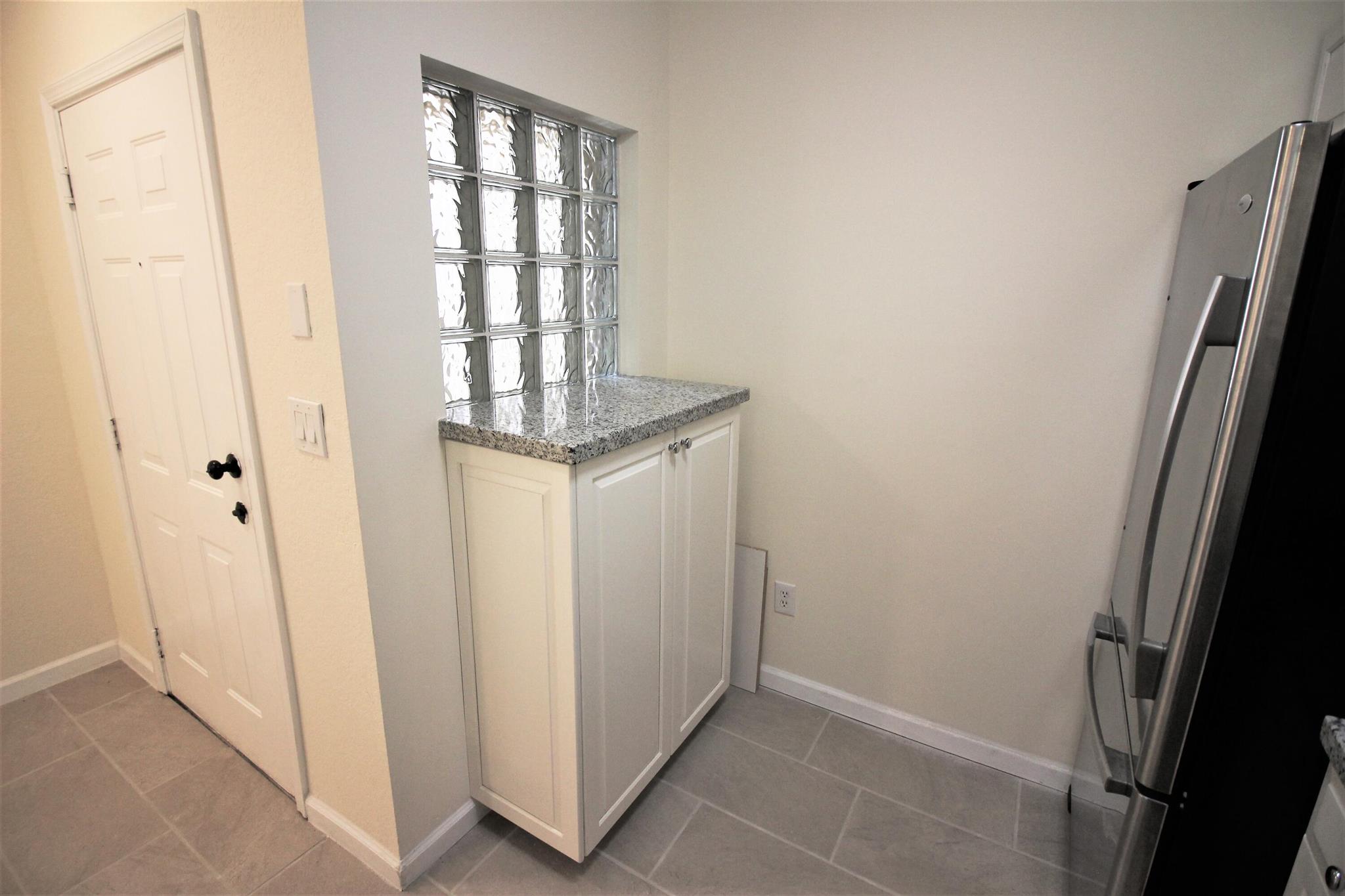 BELVEDERE ISLES CONDO NO 3 - Residential Lease