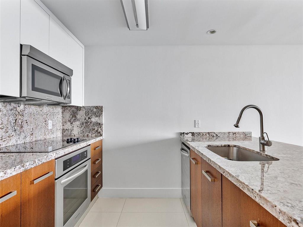 CIELO ON THE BAY CONDO - Residential Lease