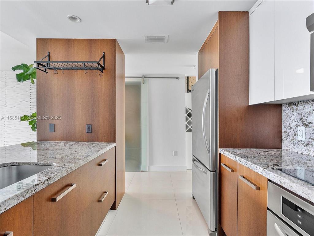 CIELO ON THE BAY CONDO - Residential Lease