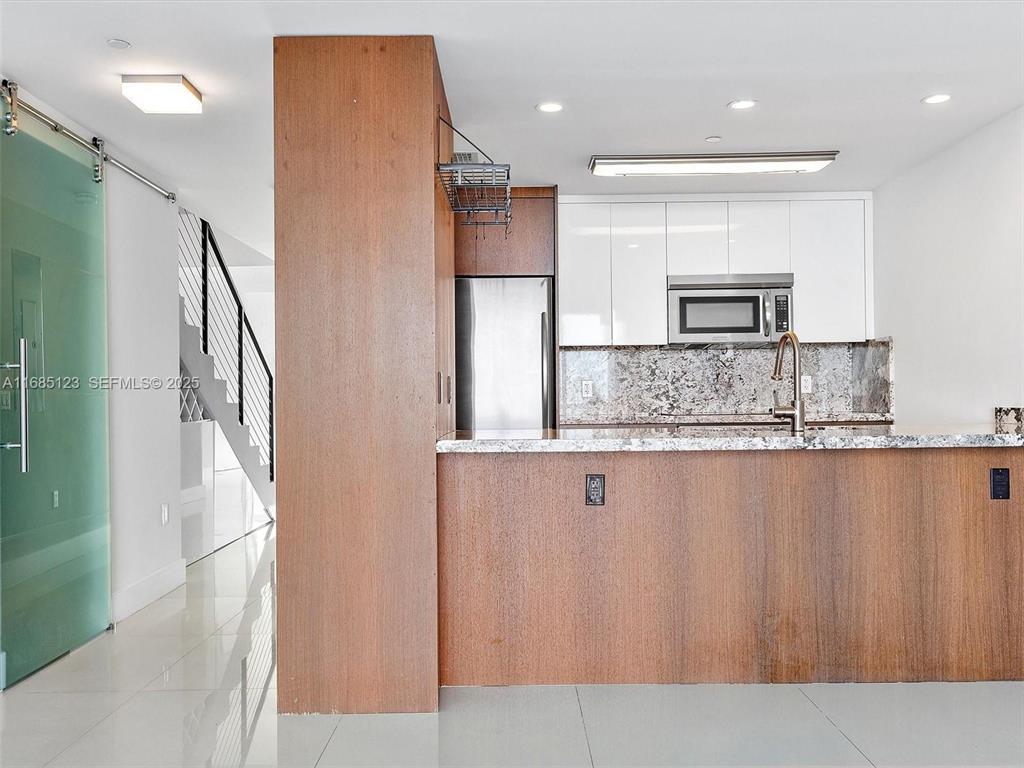 CIELO ON THE BAY CONDO - Residential Lease