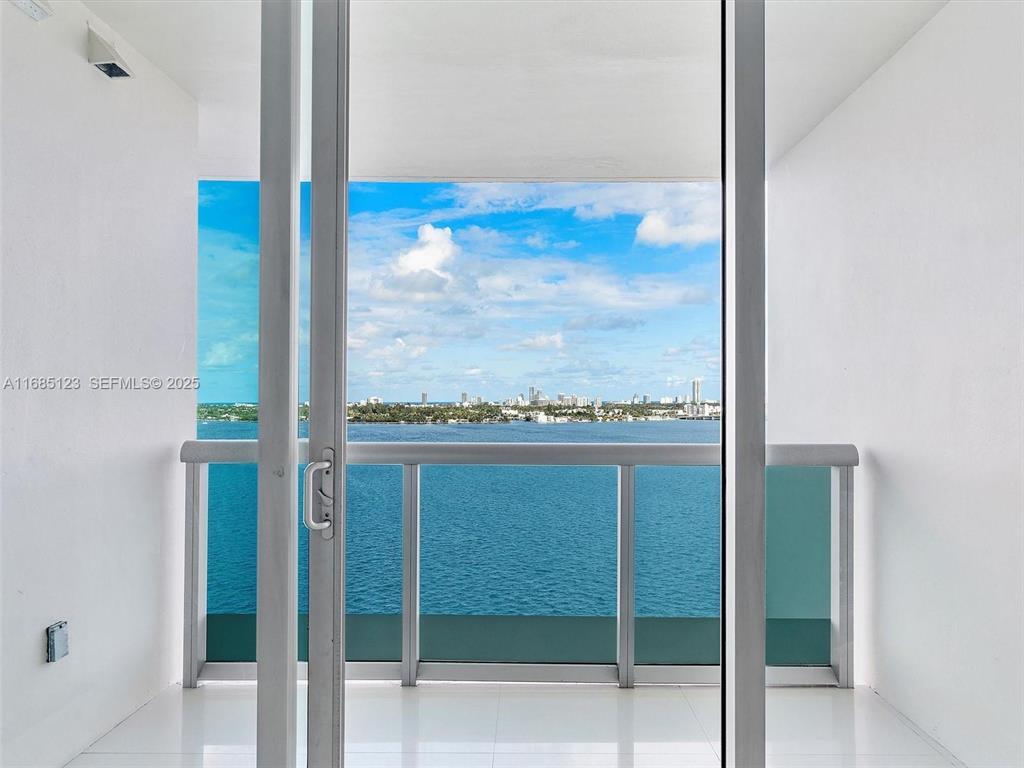 CIELO ON THE BAY CONDO - Residential Lease