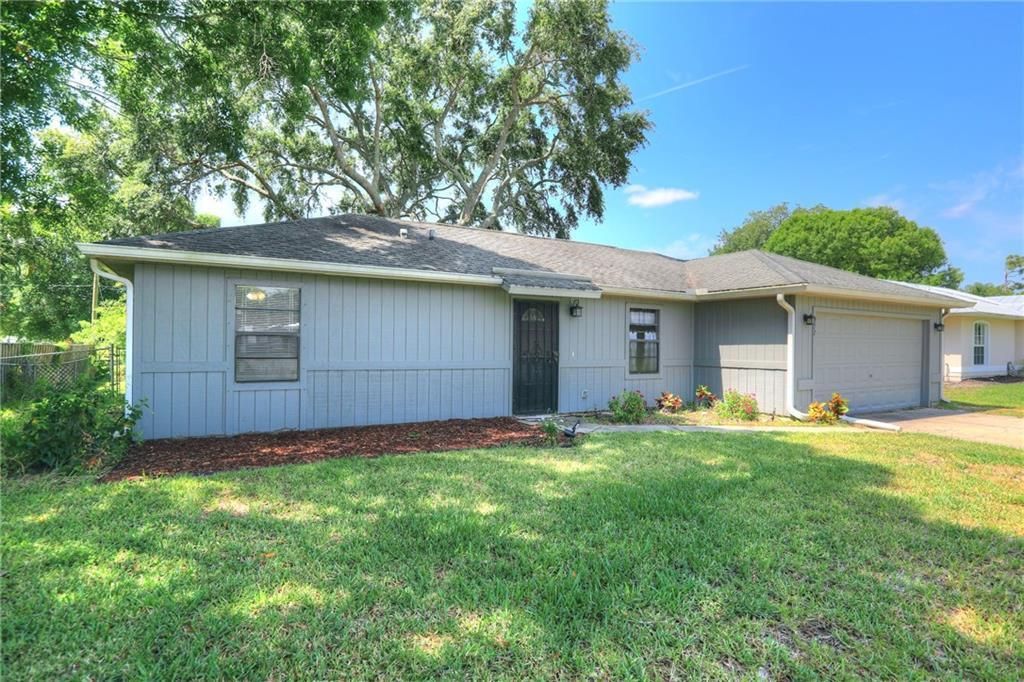 Photo of 772 Breakwater Terrace, Sebastian, FL 32958 (MLS # R11090820)