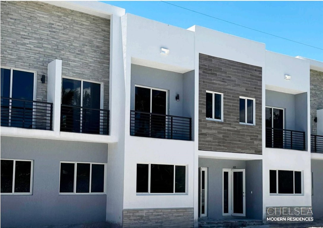 402 SE 22nd Street 2