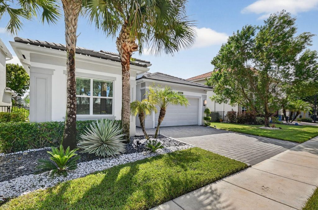 Photo of 9918 Steamboat Springs Circle, Delray Beach, FL 33446 (MLS # R11124500)