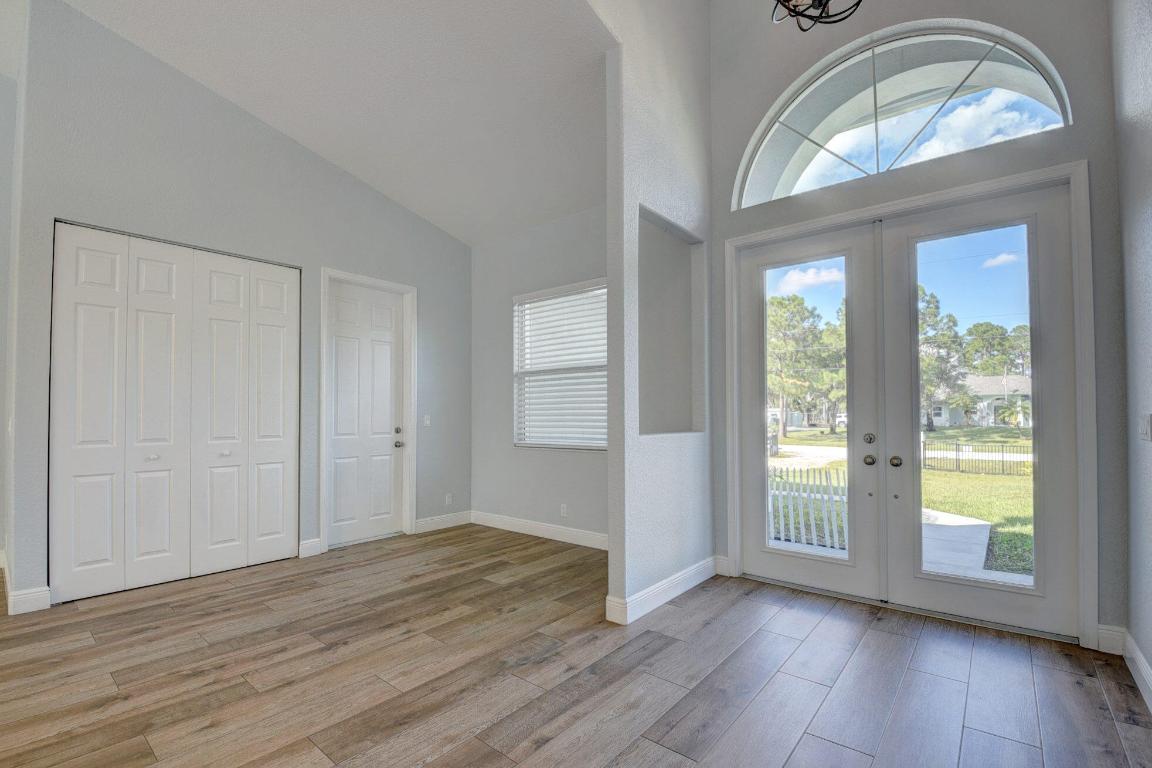 The Acreage - Residential