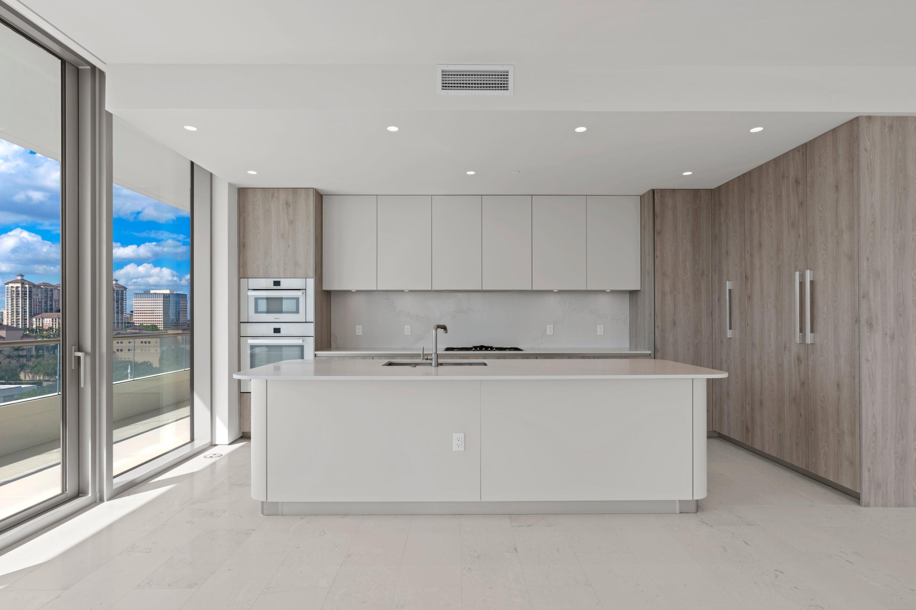 La Clara - Residential